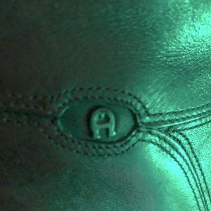 Etienne aigner vintage riding boots. Burgundy, excellent condition. Calf length